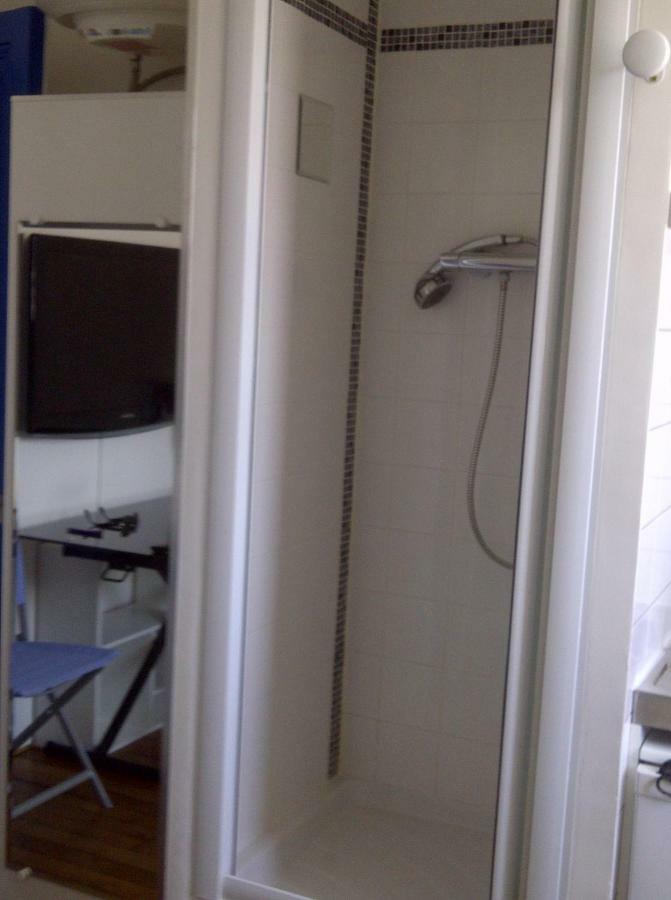 Single Room Paris Arc De Triomphe Экстерьер фото